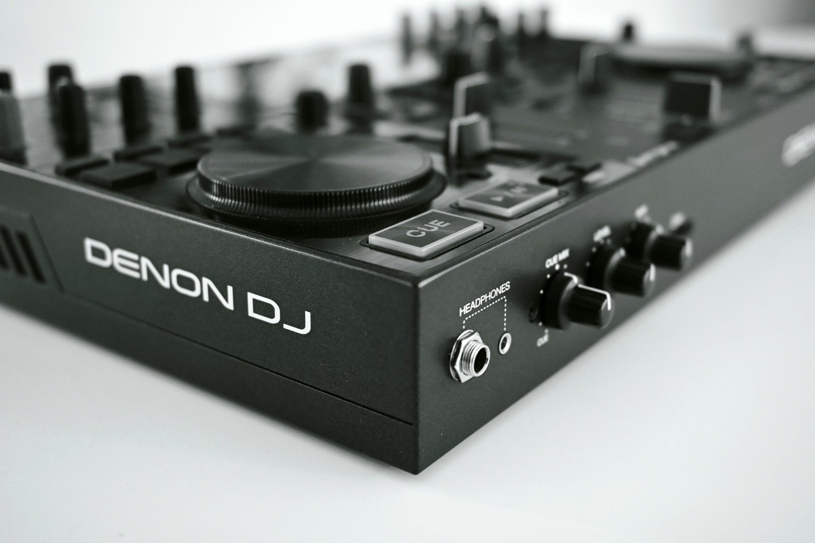 Controladora Denon DJ Prime Go
